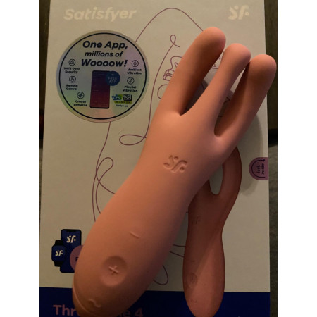 Satisfyer Threesome 4 Connect App Pink
